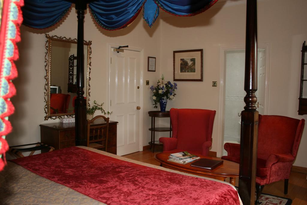 לונגרידג' Ferraris Country House Hotel חדר תמונה